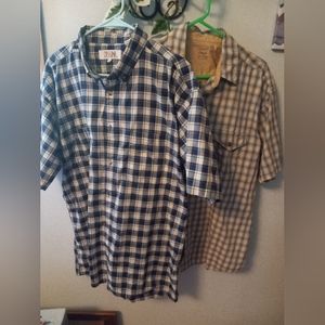 Lot of 2 men dress shirts
